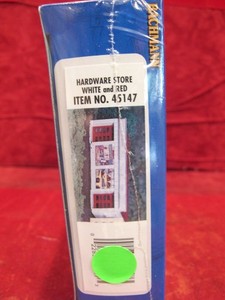 Bachmann ~ HO Scale ~ Hardware Store - White and Red ~ Kit ~ 45147 NEW SEALED