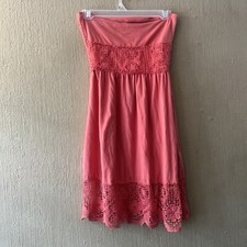 Forever 21 Strapless Coral Cotton dress Size S Crochet Lace Botttom Y2K