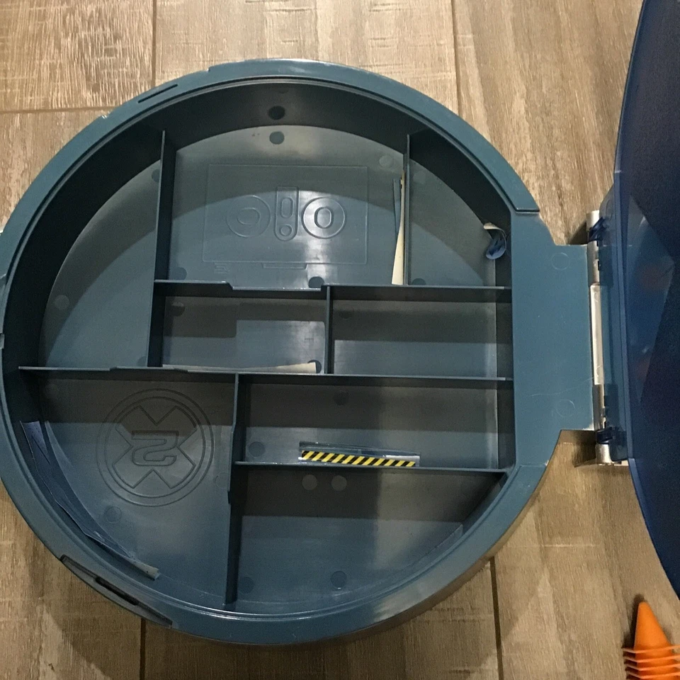 Zip Zaps Silver Case with Cars / Shells / Cones Radio Shack LOT - Image 4 of 4