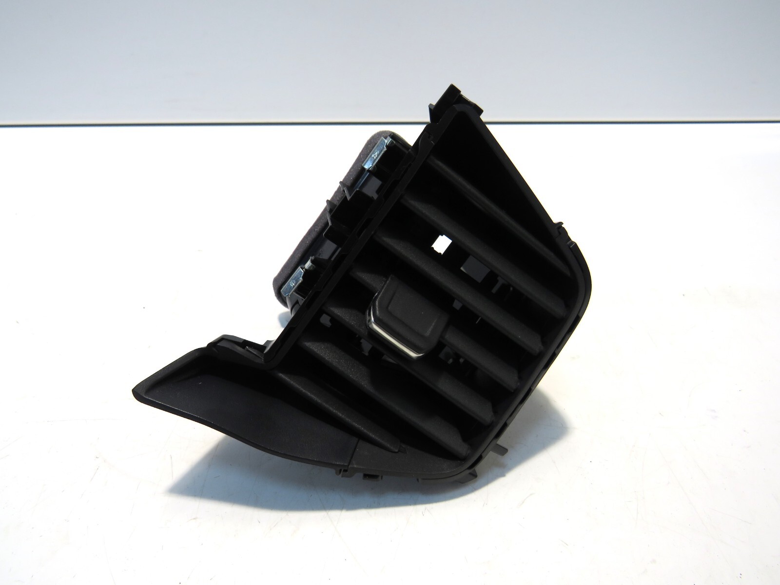 VAUXHALL MOKKA 2020-23 OFFSIDE RIGHT FRONT DASHBOARD AIR VENT 98362778ZD   Q6598