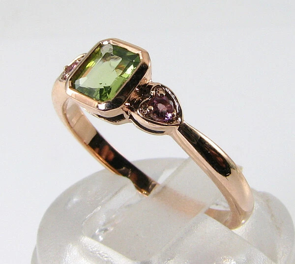 Anillo Trilogy Corazón 9ct Oro Rosa Peridoto y Turmalina Rosa