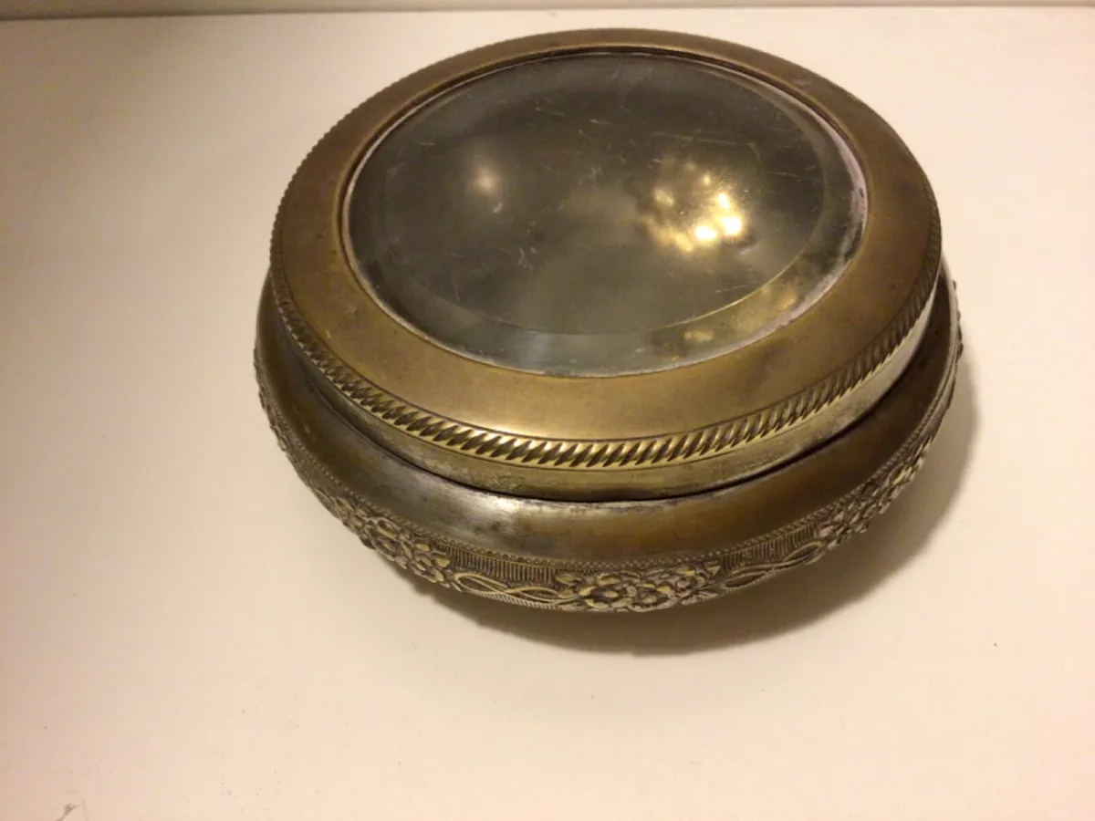 Silver round deals box