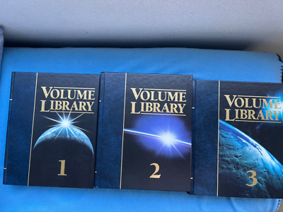 洋書 volume library The Volume Library: a Modern, Authoritative Reference for Home and