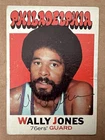 WALI JONES AUTOGRAPHED 1971-72 TOPPS BASKETBALL CARD # 42 PHILADELPHIA 76ERS