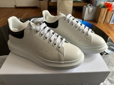 Alexander McQueen Men's Oversized Sneaker in White/Black Sz 42.5