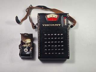 Vintage Viscount Pocket Transistor Radio & Earbuds