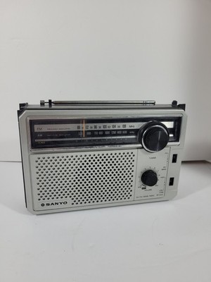 Tested - Working - Sanyo Radio AM/FM 2 Band Receiver RP 5445 AC/DC Cord Battery