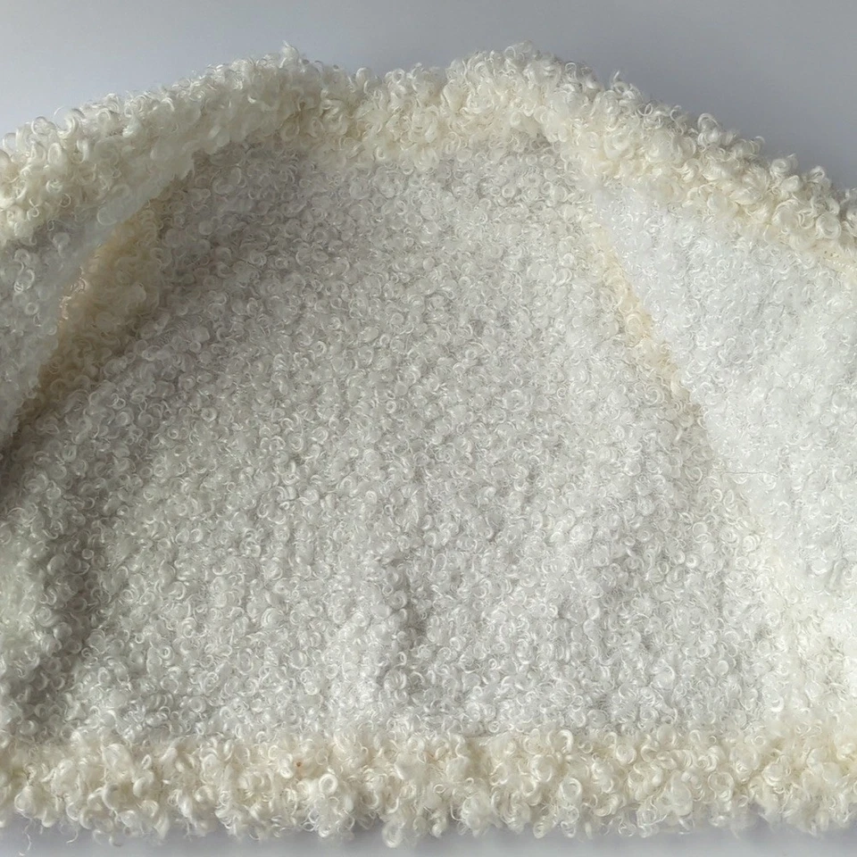 Chaleco negro con parches apliques e imitación blanca 3T para niños pequeños Foto 2 de 4