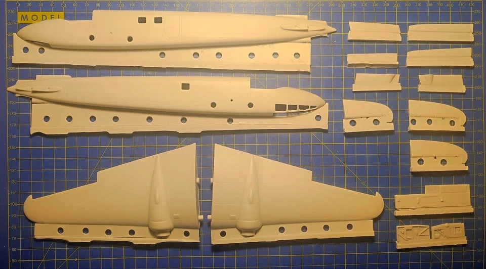 fiat cr25 in 1:48 - Immagine 4 di 4