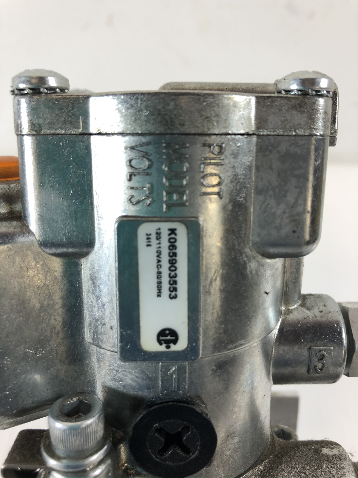 Parker Inline Valve Assembly N3554900153 and Pilot K065903553 