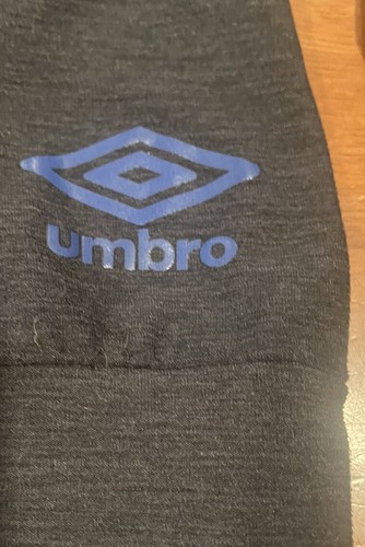 UMBRO shirt XS 4/5 Children long sleeve, black with blue print, EUC, - Picture 2 of 5