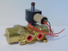 Asco Red Hat EF8344G372 24/DC Pilot Operated 4 Way Valve Valve Assembly NOS NIB