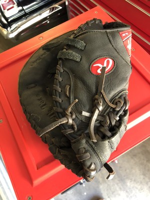 purple and yellow batting gloves