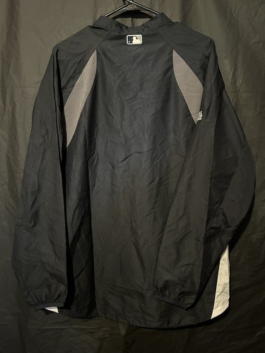 New York Yankess- Majestic- 1/4 zip- Cool Base Jacket w/removable sleeves- Small - Picture 4 of 7