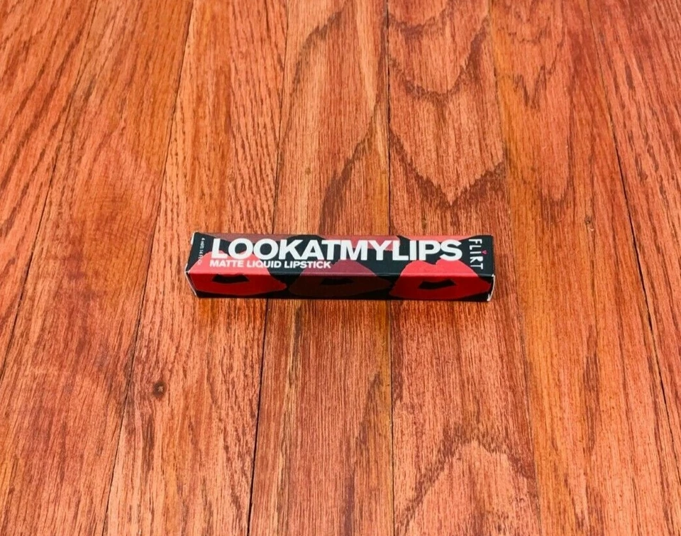 FLIRT LookAtMyLips - Lápiz labial líquido mate - FAMOSO - Nuevo en caja - Tamaño completo Foto 2 de 3