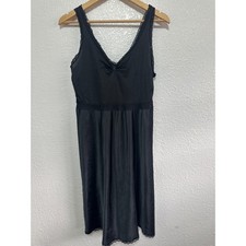 Maidenform Vintage Black Lace Trim Full Slip Lingerie 81642-25 Size 38 USA Made