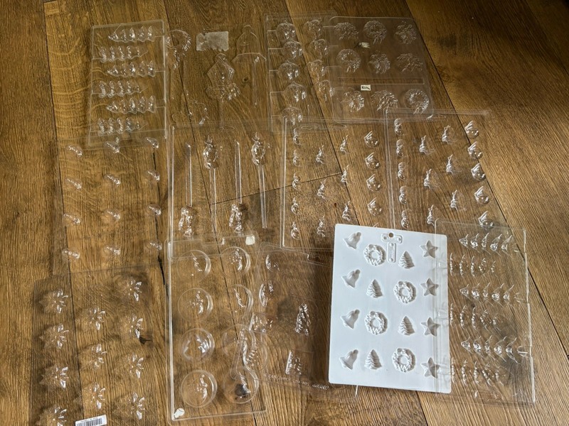 Lot 13 Vtg Chocolate Christmas Wilton Santa Mardi Gra Apollo Tulsa Candy Mold