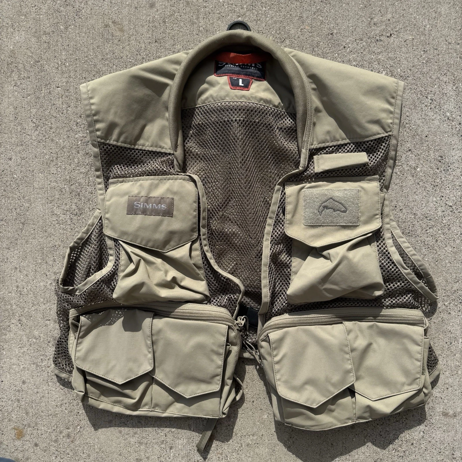 EUC Simms Fishing Products Headwaters Pro Mesh Fly Fishing Vest Gray Pockets L
Opens in a new window