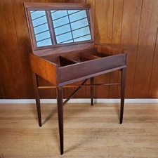 Vintage 1959 George Nakashima for Widdicomb Walnut Flip Top Dressing Table