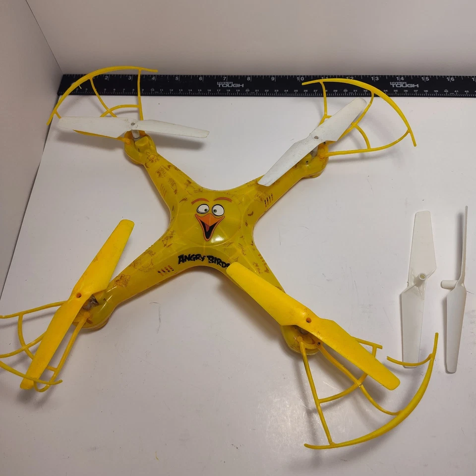 Angry Birds Quadcopter Chuck Yellow Bird Drone – No Remote – AS-IS - Image 3 of 4