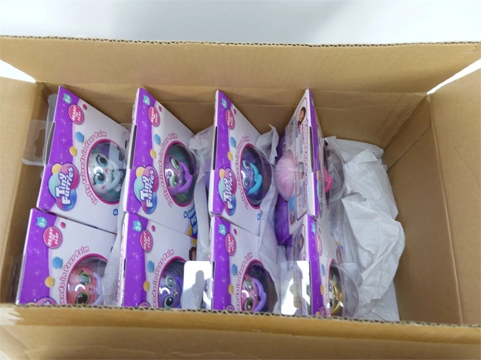 Tiny Furries Fluffy Friends 60+ reacciones risita canta etc. 1 Estuche Nuevo (10 unidades) Foto 2 de 4