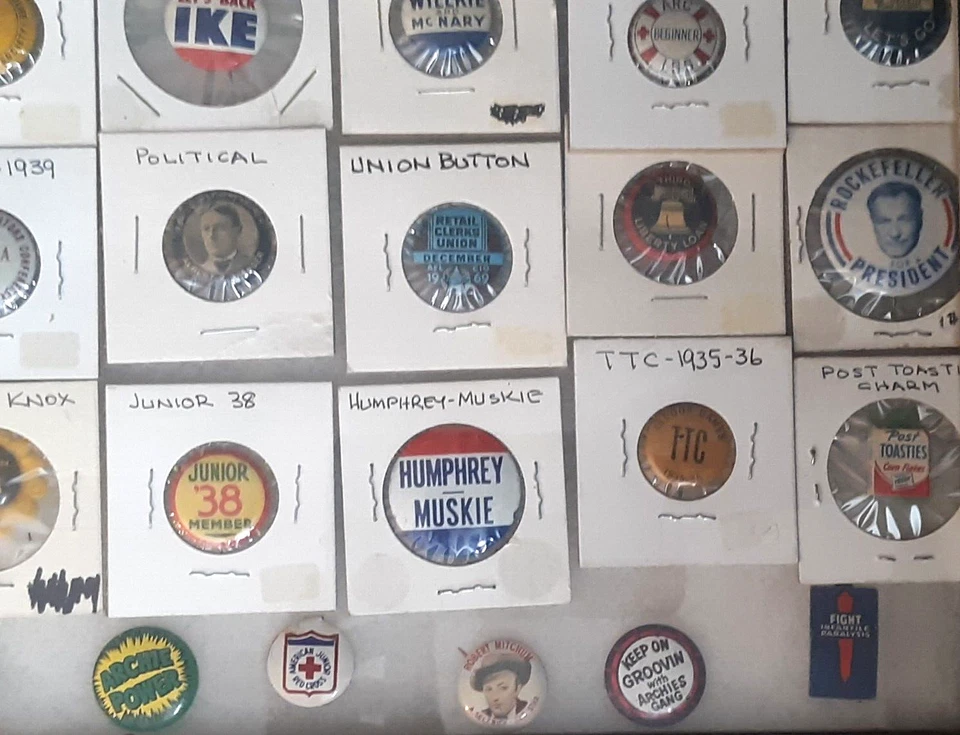 Lot Of 50 Nice Antique / Vintage Buttons Pinbacks Political Advertising Military - Image 2 of 4