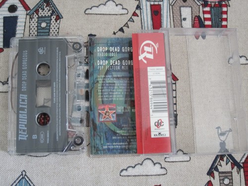 REPUBLICA DROP DEAD GORGEOUS 1997 AUDIO CASSETTE SINGLE - Picture 5 of 6