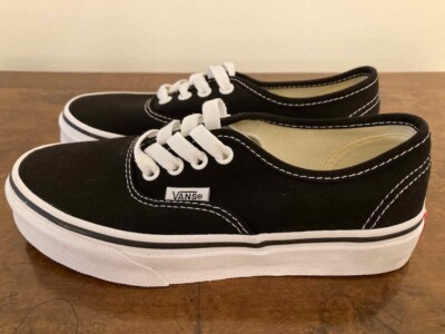 NIB Vans Authentic Black True White Kids Youth Shoes Size