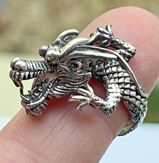Vintage Sterling Silver 925 Dragon Ring. Adjustable 8 gms.