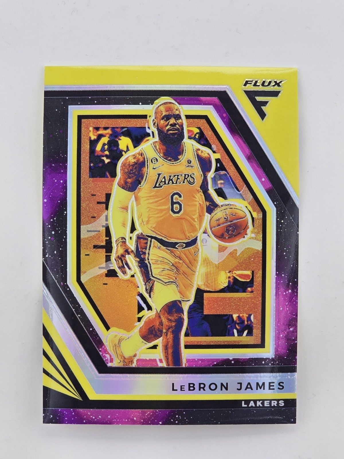 2022-23 Panini Flux - LeBron James #101 Supernova Prizm /75