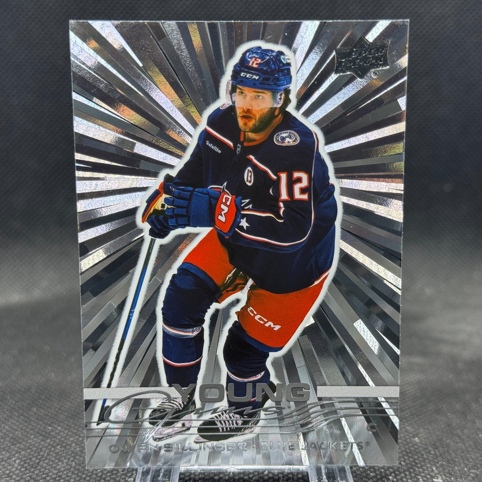 Owen Sillinger 2025-26 Upper Deck Series 1 Young Guns Outburst Blue Jackets #227