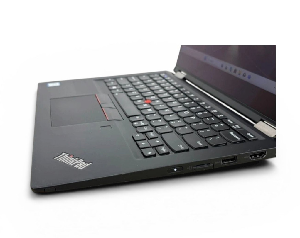 Lenovo ThinkPad 390, 13.3-Inch Laptop, with Intel Core i5 8th Gen., 256 GB NVMe (Non-Volatile Memory Express), Windows 11 Pro