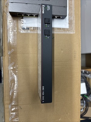 Extron SW2 VGA DA2 A/AF Switcher Auto Switch - No Cords