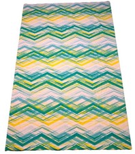 Room Essentials Tablecloth 100 Cotton White Green Yellow Turquoise 76  x58  EUC