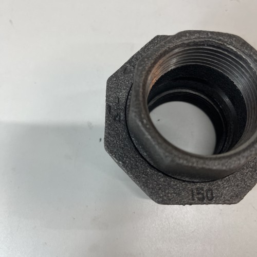 1-1/4" 150 Threaded (NPT) Union Black Iron Pipe Fitting New - Picture 2 of 3