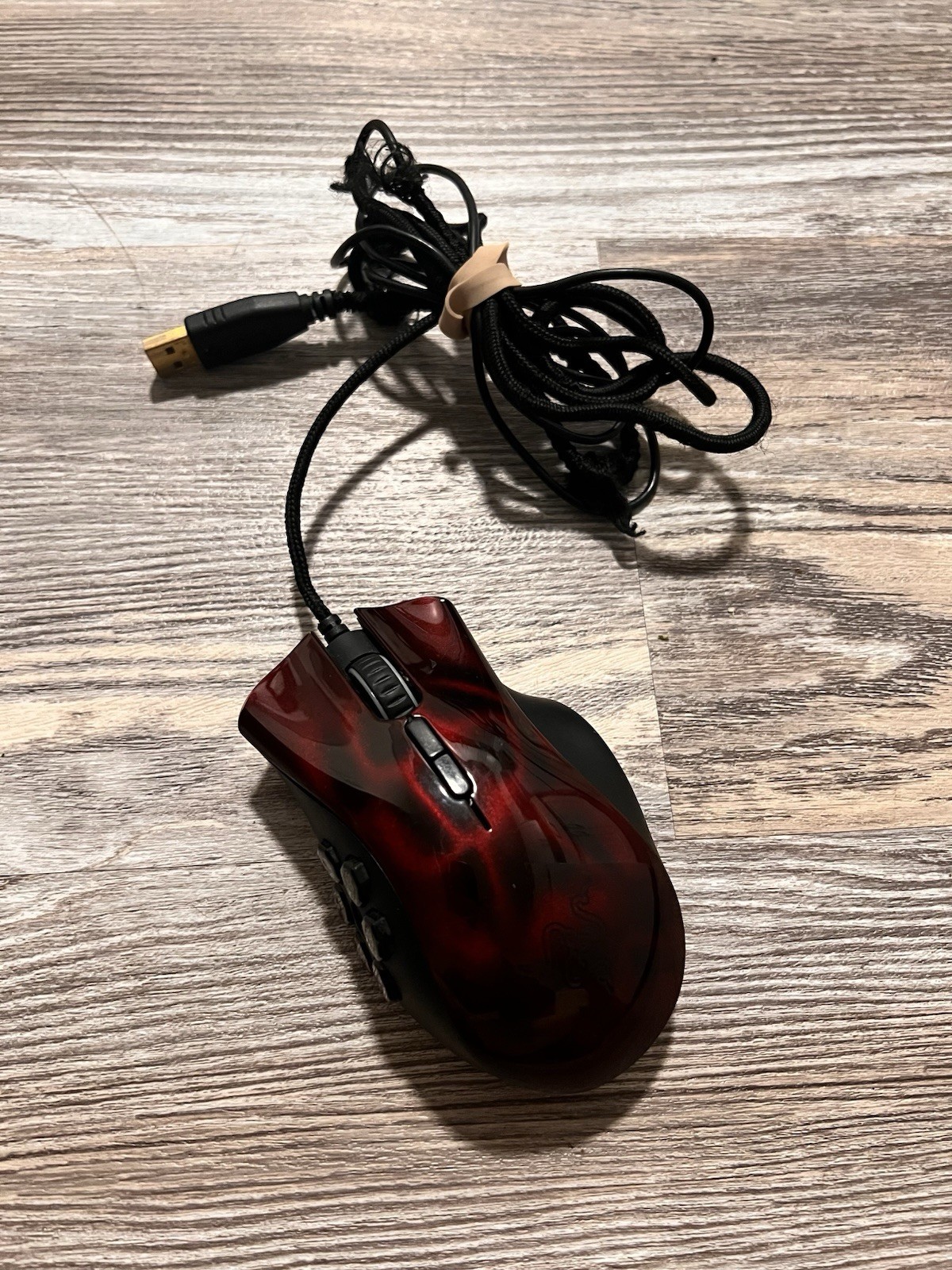 Rare Razer Naga Hex Wraith Red Laser Gaming Mouse RZ01-0075 