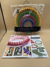 Provo Craft Creativity Knifty Knitter Loom Set 4 Round Looms 11” 9” 7”5” Needles