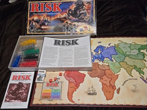 Vintage Hasbro: Risk Board Game 1990s The World Conquest Game-COMPLETE