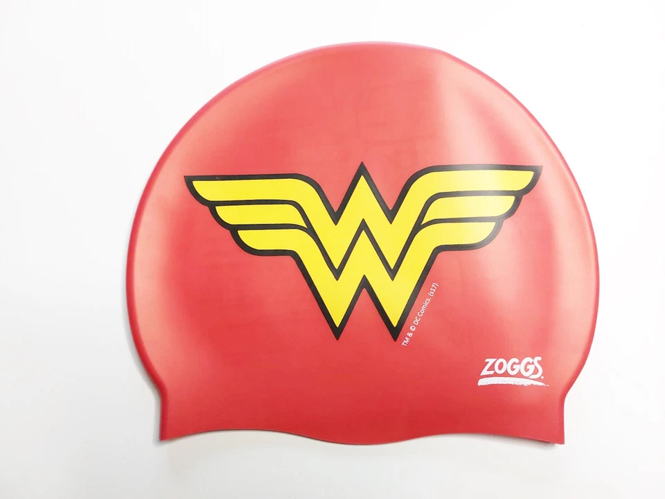 Zoggs Kinder Wonder Woman Silicone Cap Badekappe Schwimmhaube Schwimmkappe rot
