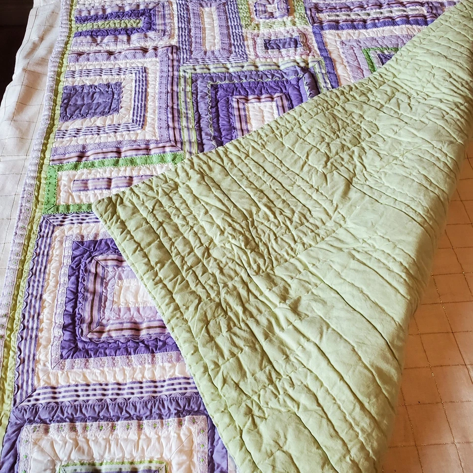 Edredón de cama Pottery Barn niños niñas pequeñas lavanda y verde 50"x 36" Foto 4 de 4