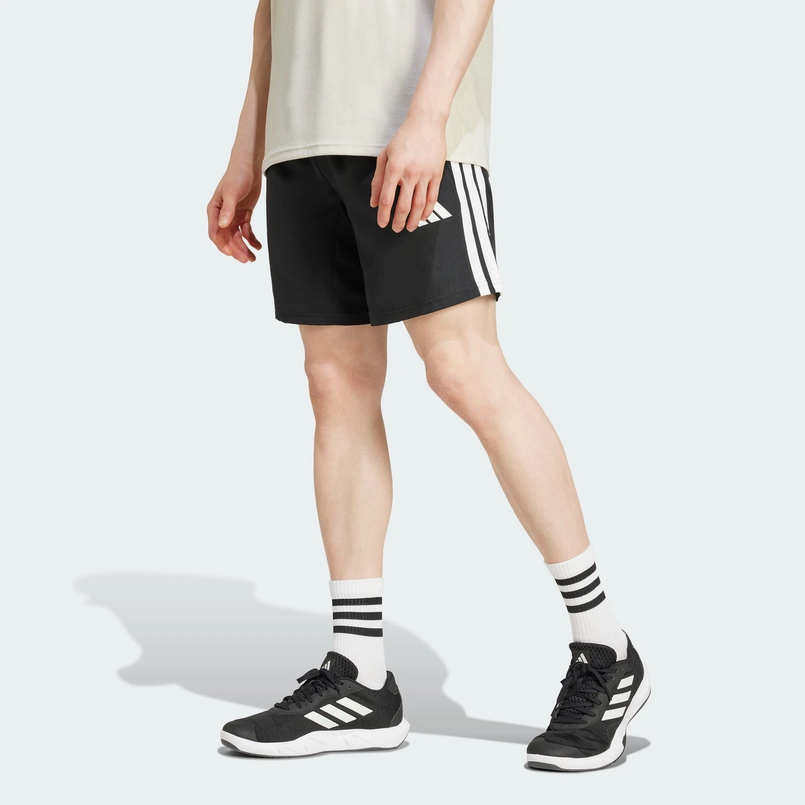 adidas men Essentials Training 3-Stripes Woven Shorts Review