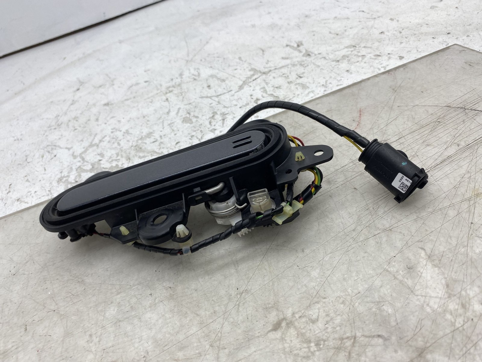 2019-2023 ASTON MARTIN VANTAGE OEM FRONT RIGHT EXTERIOR OUTSIDE DOOR HANDLE