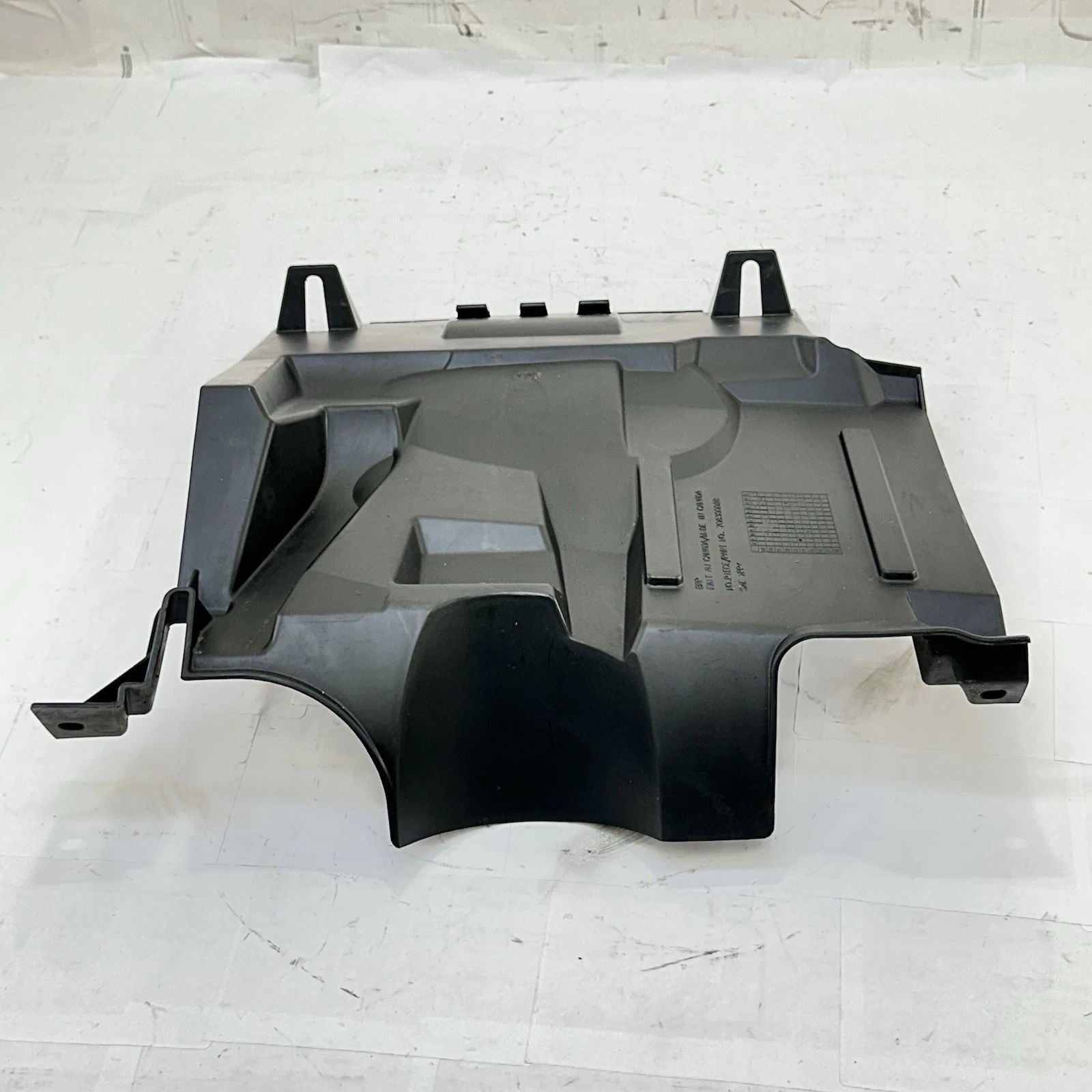 2016 CAN-AM Spyder RT Cubierta De Rueda Trasera Undertail Panel Cowl