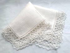 VINTAGE HANKIE HANKY WHITE IRISH LINEN ROWS OF TATTING DOUBLE HEMSTITCHED NICE