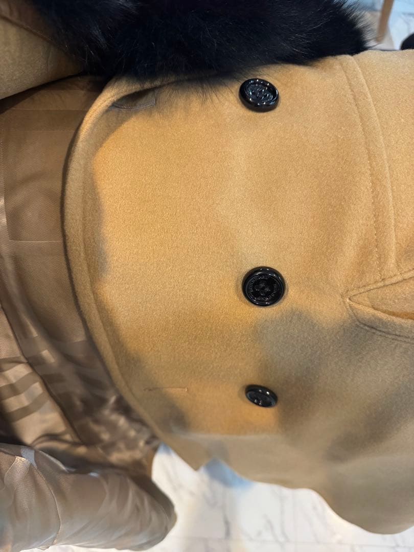 Burberry London Fur Coat Beige With Buttons Size 38 For Women thumbnail 12