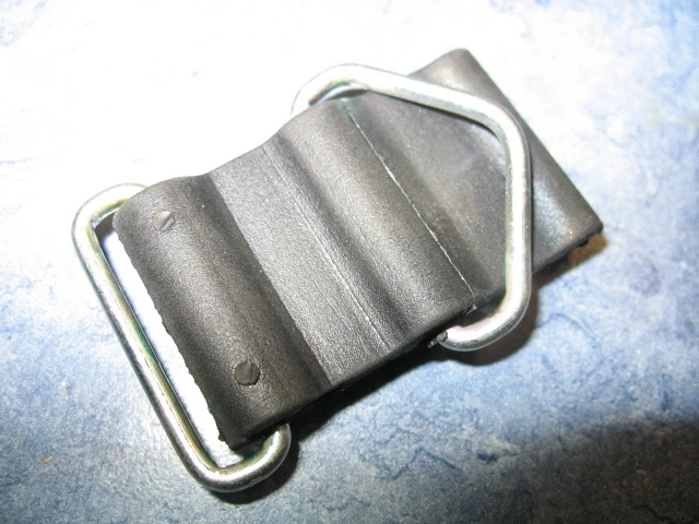 NUEVA CORREA TANQUE GASOLINA YAMAHA IT175 IT200 IT250 IT465 IT490 PW50 1981 1982 1983 Foto 3 de 4