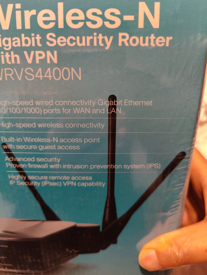 Linksys WRVS4400N Wireless-N Gigabit Security Router -New/Sealed - Image 2 of 4