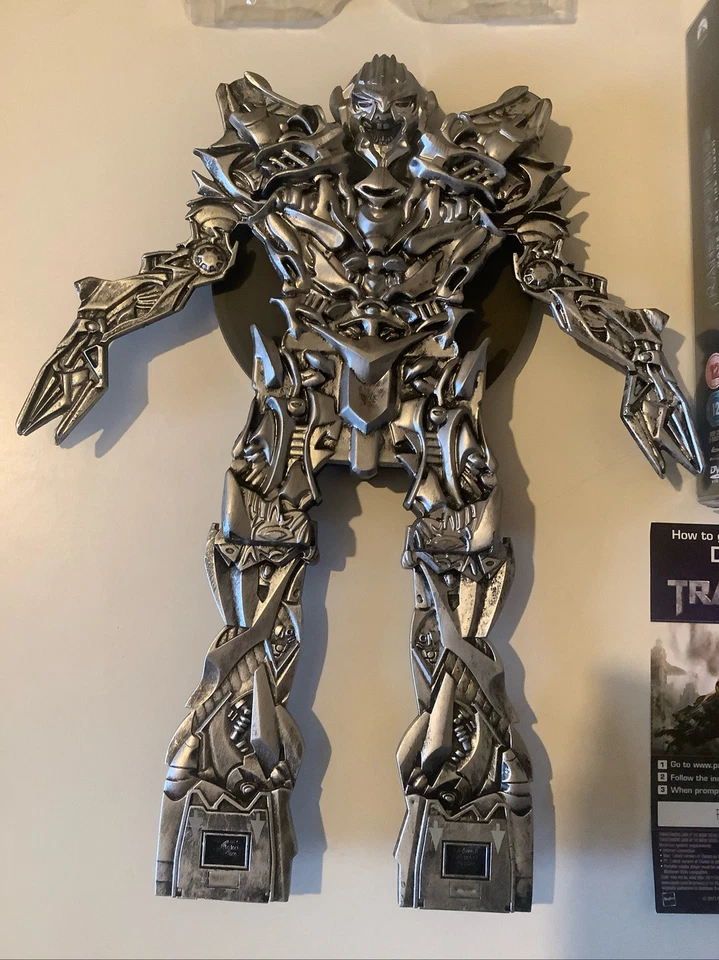 Transformers 3 - Dark Side Of The Moon - Megatron Limited Edi Region B Blu Ray - Image 4 of 4