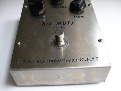 Vintage 60's Electro-Harmonix Big Muff Fuzz Guitar Effect