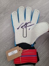 Us Matt Turner Signed Goalkeeper Glove Beckett